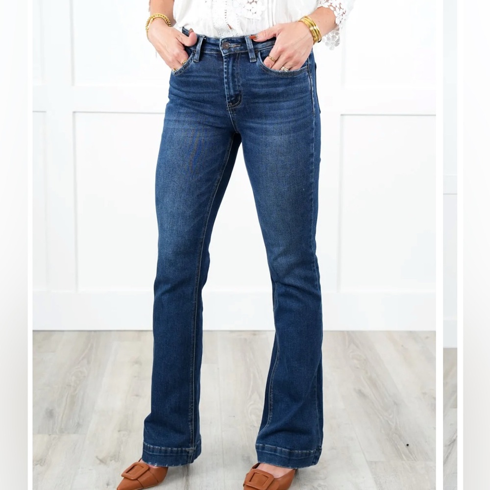 NWT Vervet High Rise Dark Wash Trouser Hem Bootcut Jeans